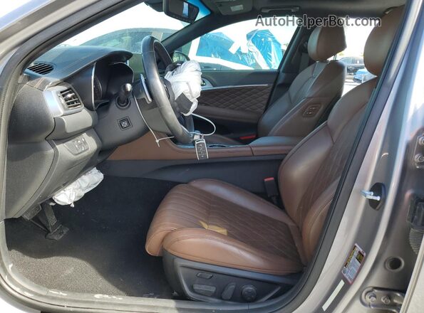 KMTG44LA0LU051074 2020 GENESIS G70 Gray Widok wnętrza z przodu
