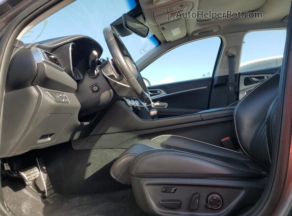KMTG74LE3MU073887 2021 GENESIS G70 Charcoal Вид салону спереду