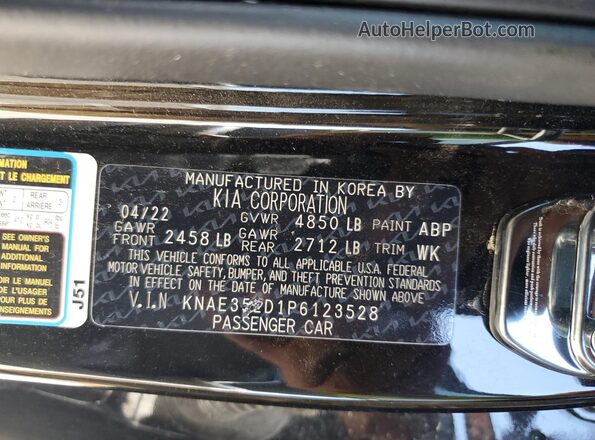 KNAE35LD1P6123528 2023 KIA STINGER Black VIN կոդի պիտակի տեսք