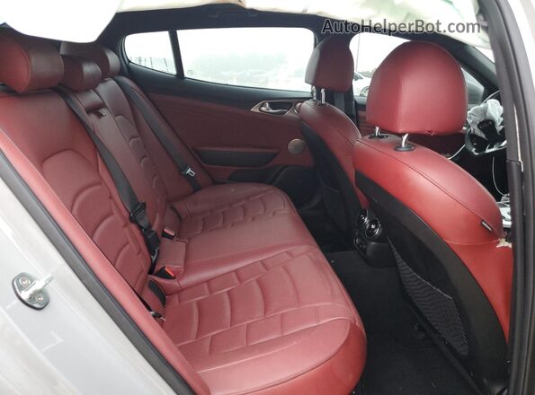KNAE55LC3P6126741 2023 KIA STINGER Серый Вид задних сидений