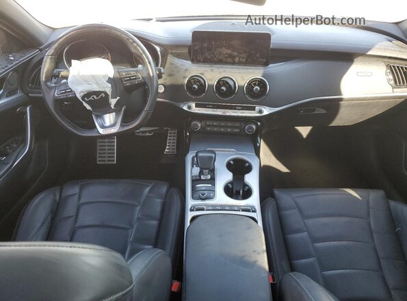 KNAE55LC9N6109357 2022 KIA STINGER White Widok deski rozdzielczej