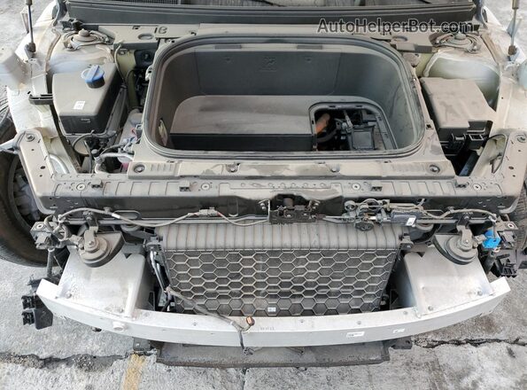 KNDADFS56R6029842 2024 KIA EV9 Серебряный Вид подкапотного пространства