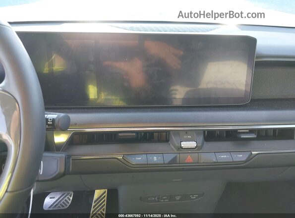 KNDAEFS52R6045159 2024 KIA EV9 Blue 