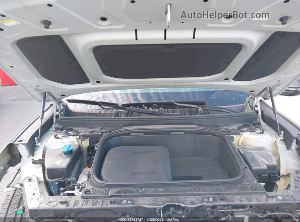 KNDAEFS53R6027916 2024 KIA EV9 Gray Widok z tyłu