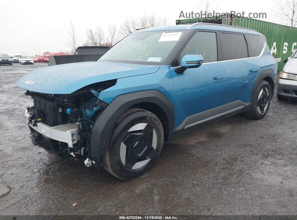 KNDAFFS53R6045930 2024 KIA EV9 Blue Առջևի ձախ երեք քառորդ տեսարան