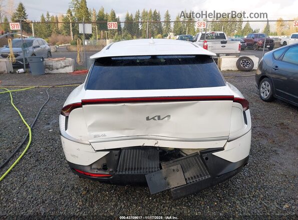 KNDC34LB3N5051141 2022 KIA EV6 White 