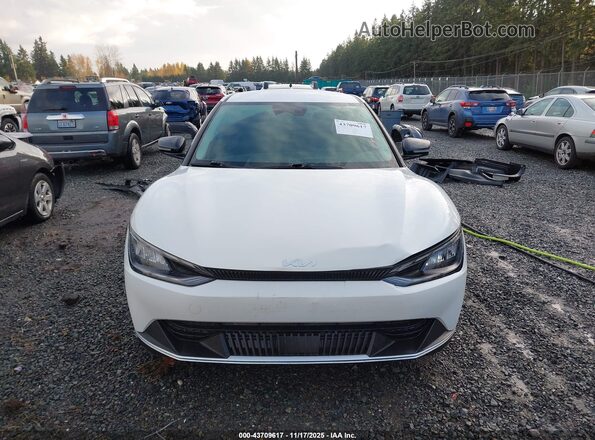 KNDC34LB3N5051141 2022 KIA EV6 White 