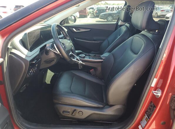KNDC3DLC2N5079845 2022 KIA EV6 Red Front interior view