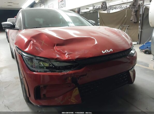 KNDC44LA7N5063667 2022 KIA EV6 Red Widok z przodu