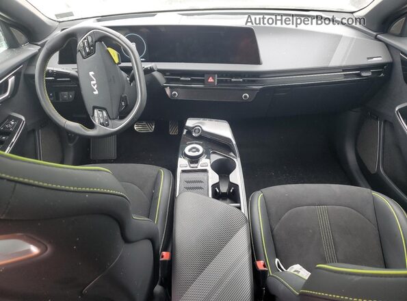 KNDC5DLE4P5106235 2023 KIA EV6 White Dashboard view