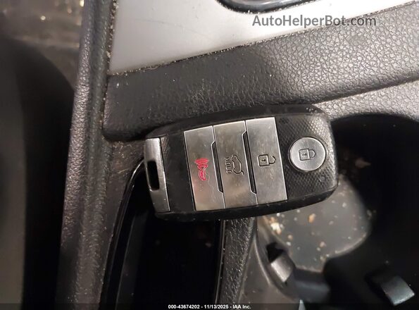 KNDCB3LC1J5124281 2018 KIA NIRO Black Вид панелі приладів