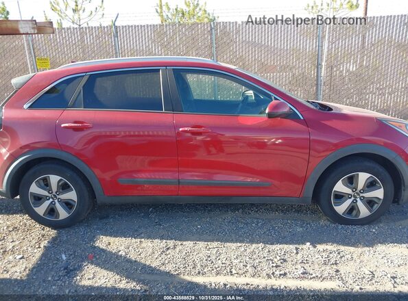 KNDCB3LC2H5057331 2017 KIA NIRO Red Rear interior view