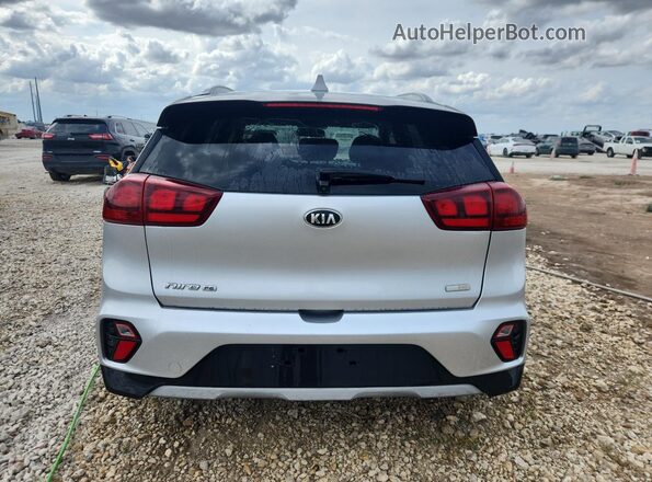 KNDCB3LC2L5395496 2020 KIA NIRO Silver Հետևի տեսք