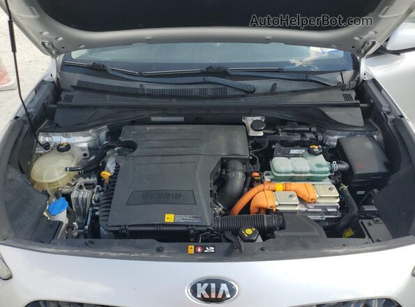 KNDCB3LC2L5395496 2020 KIA NIRO Silver Սալոնի հետևի տեսք