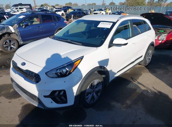 KNDCB3LC7L5371601 2020 KIA NIRO White Передня ліва чверть