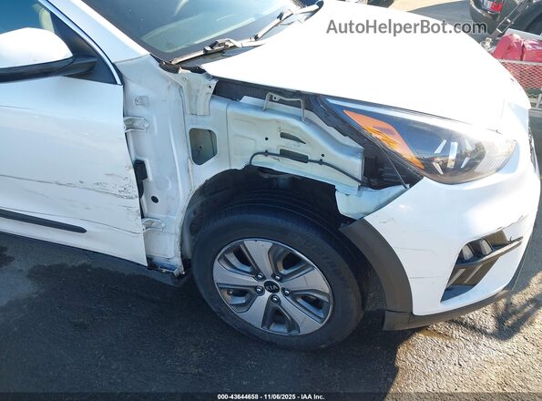 KNDCB3LC7L5371601 2020 KIA NIRO White Вид спереду