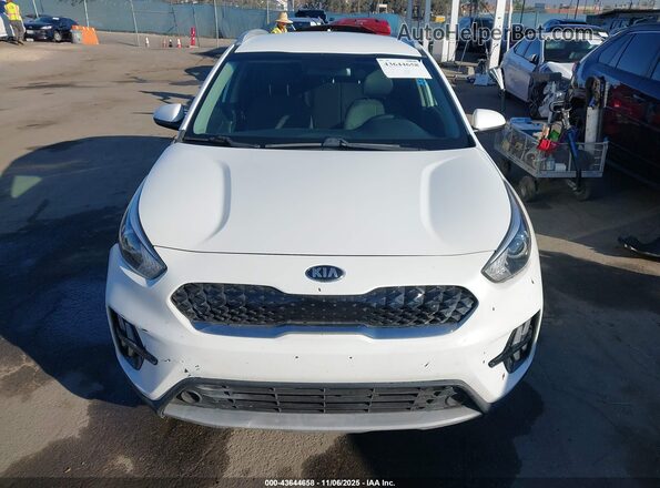 KNDCB3LC7L5371601 2020 KIA NIRO White Вид задньої частини салону