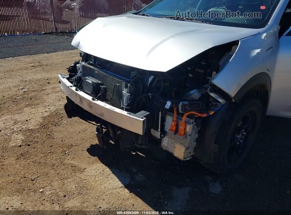 KNDCC3LD2J5203318 2018 KIA NIRO PLUG-IN HYBRID Silver 