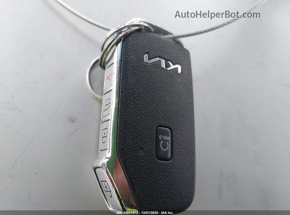 KNDCD3LD7N5511216 2022 KIA NIRO PLUG-IN HYBRID Red Vista del salpicadero