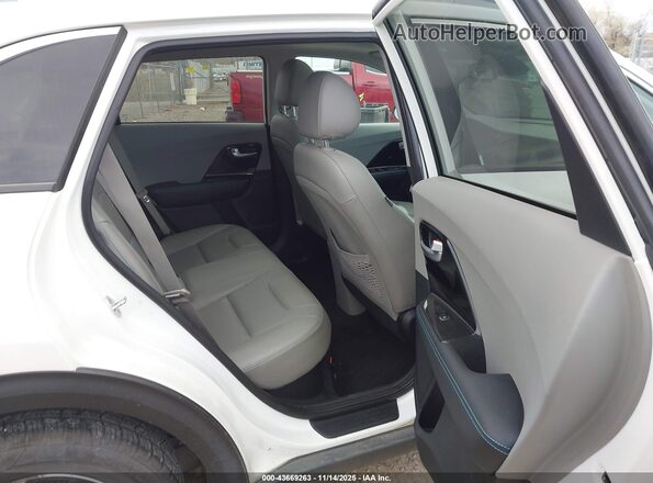 KNDCE3LC1M5482282 2021 KIA NIRO White VIN კოდის სტიკერის ხედი