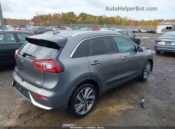 KNDCE3LC7J5114068 2018 KIA NIRO Gray 
