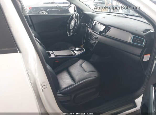 KNDCE3LG2K5030096 2019 KIA NIRO EV White Vista interior delantera