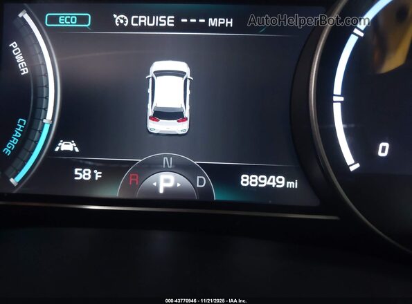 KNDCE3LG2K5030096 2019 KIA NIRO EV White 