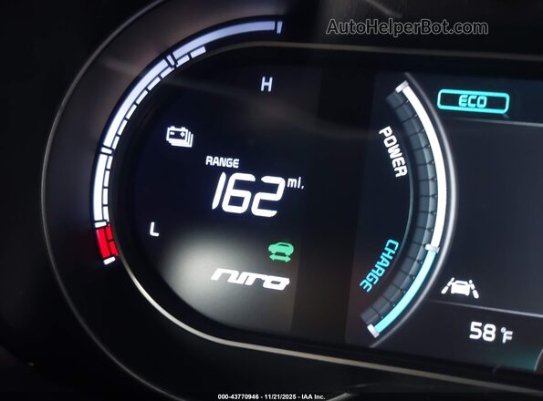 KNDCE3LG2K5030096 2019 KIA NIRO EV White 