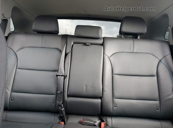 KNDCE3LG8L5074864 2020 KIA NIRO White Vista de los asientos traseros