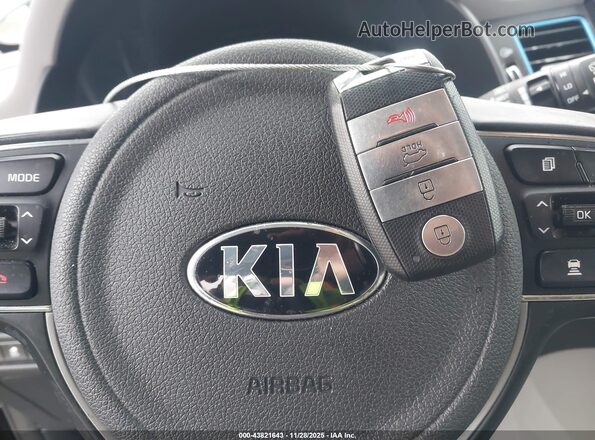 KNDCM3LD9J5144992 2018 KIA NIRO PLUG-IN HYBRID Black Dashboard view