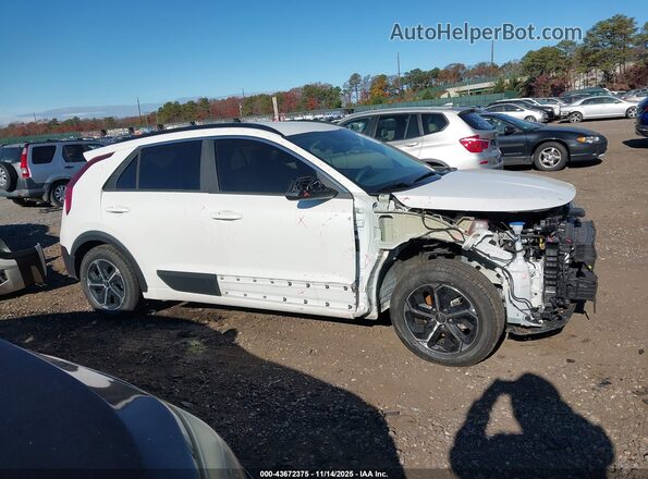 KNDCP3LE4R5155653 2024 KIA NIRO White უკანა სალონის ხედი