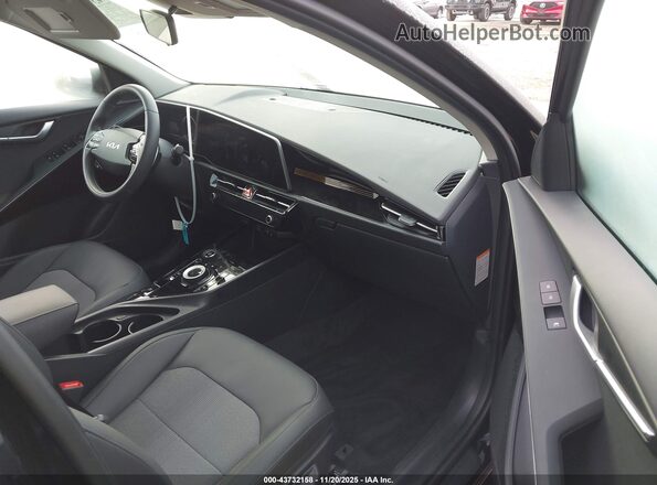 KNDCR3L1XS5140975 2025 KIA NIRO EV Black 