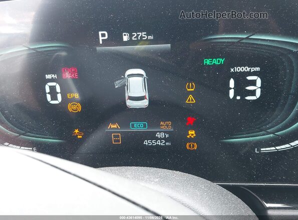 KNDCR3LE6P5049521 2023 KIA NIRO White 