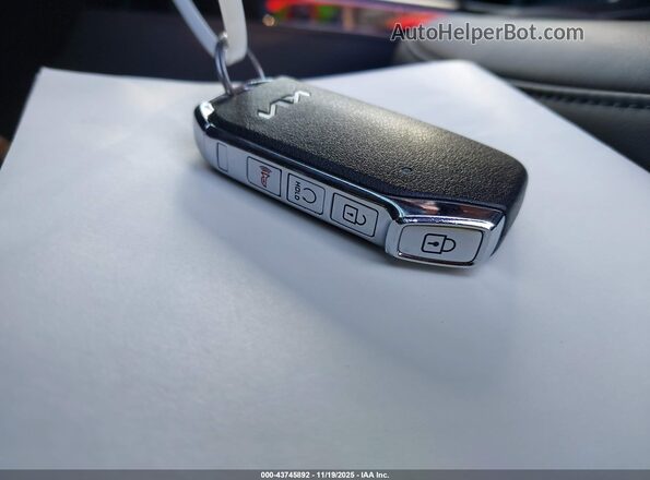 KNDCS3LFXS5304984 2025 KIA NIRO PLUG-IN HYBRID Blue Вид панелі приладів