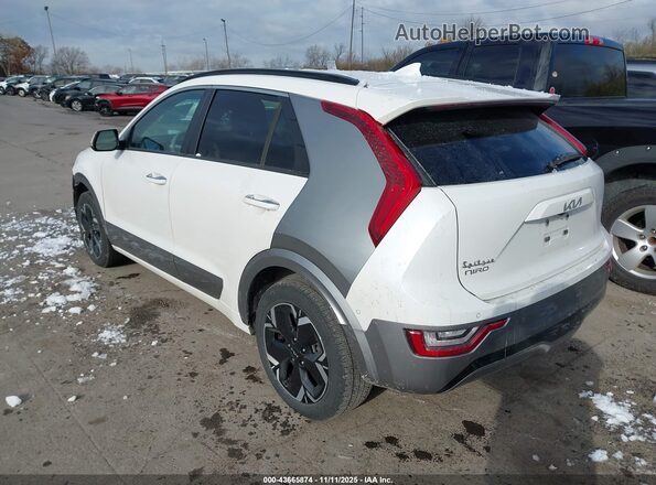 KNDCT3L18P5019998 2023 KIA NIRO EV Белый Задняя левая четверть