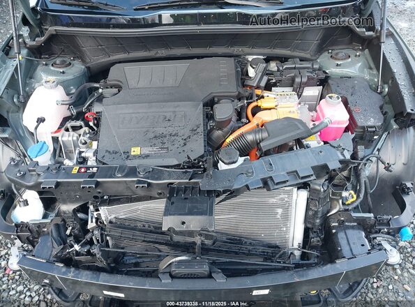 KNDCT3LEXS5235699 2025 KIA NIRO Green Rear view