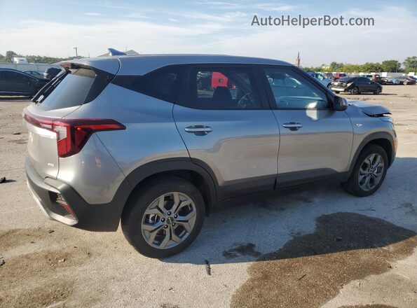KNDEPCAA0S7769005 2025 KIA SELTOS Серебряный Задняя правая четверть