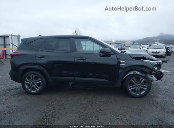 KNDEPCAA2N7315956 2022 KIA SELTOS Black Widok wnętrza z tyłu