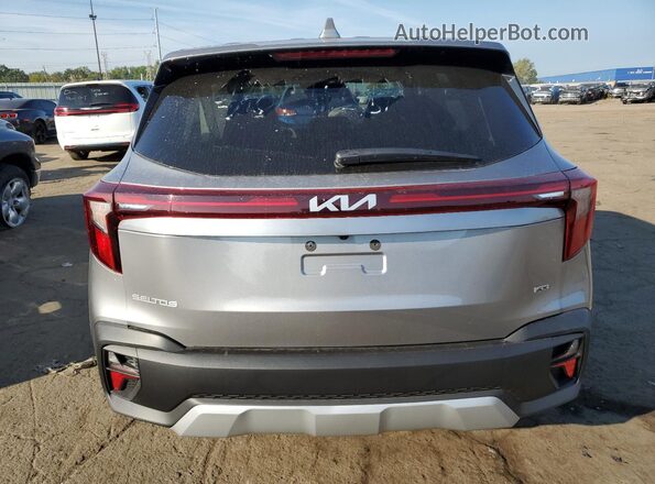 KNDEPCAA4S7824281 2025 KIA SELTOS Серебряный Вид сзади