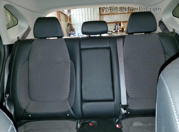 KNDEU2AAXM7049281 2021 KIA SELTOS Blue Vista de los asientos traseros