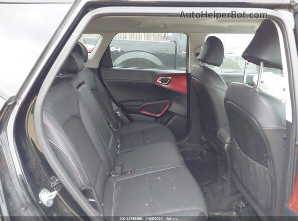 KNDJ53AF3N7182074 2022 KIA SOUL Black Vista de la etiqueta del VIN