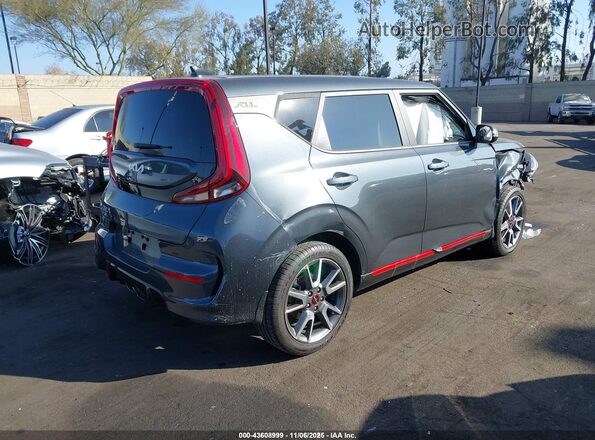 KNDJ53AF8N7832095 2022 KIA SOUL Gray Trasero derecho