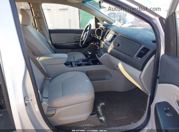 KNDMB5C10K6553700 2019 KIA SEDONA Beige წინა სალონის ხედი