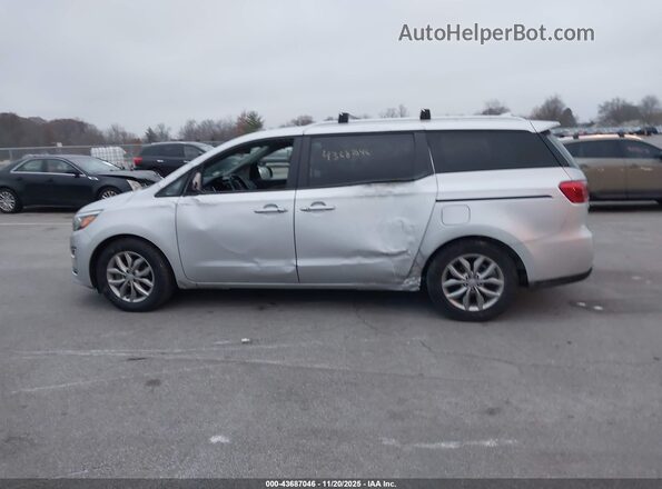 KNDMB5C10L6609104 2020 KIA SEDONA Серебряный Панорамный вид салона 360°