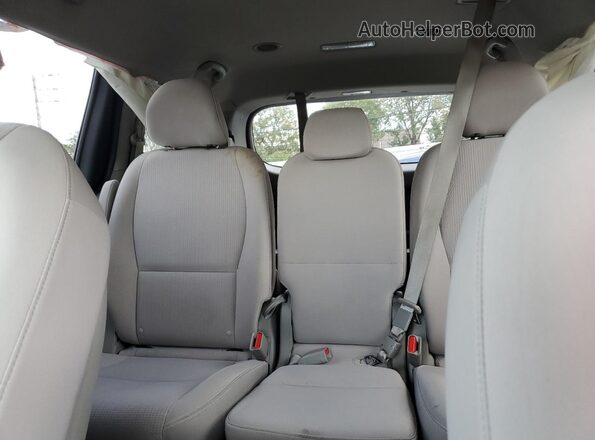 KNDMB5C10M6662080 2021 KIA SEDONA White Rear seats view