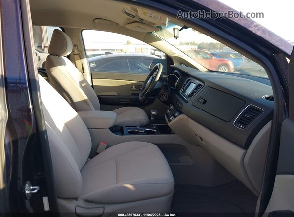 KNDMB5C11L6598100 2020 KIA SEDONA Blue Front interior view