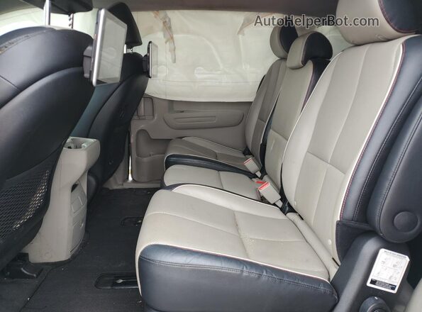 KNDMB5C16K6517204 2019 KIA SEDONA Белый Вид задней части салона