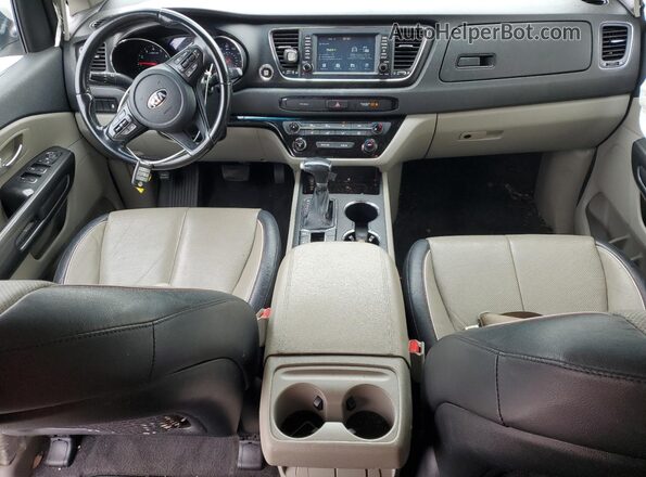 KNDMB5C16K6517204 2019 KIA SEDONA Белый Вид панели приборов