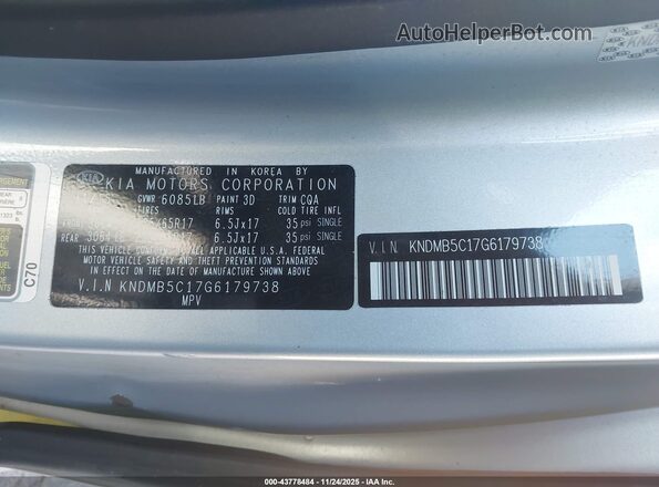 KNDMB5C17G6179738 2016 KIA SEDONA Серебряный Вид подкапотного пространства