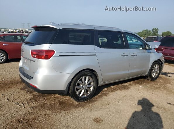 KNDMB5C17K6556531 2019 KIA SEDONA Silver უკანა მარჯვენა